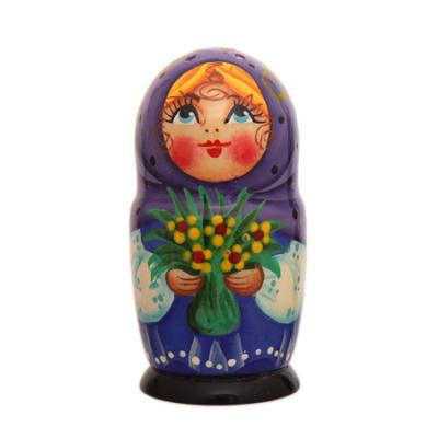 Фото - Сувенирная солонка Матрешка девочка с цветами 7,6 см