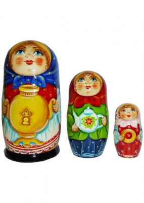 Фото - Матрешка сувенирная Девочка с самоваром 3 персонажа 13 см