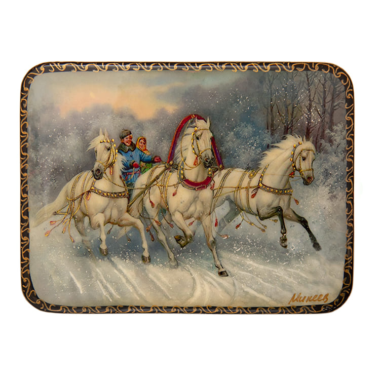 Фото - Шкатулка лаковая миниатюра "Зимняя тройка" 11 х 7,5 см