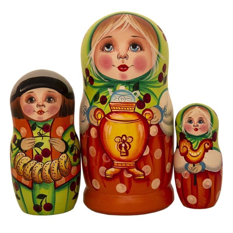Фото - Деревянная матрешка Маруся с самоваром 16 см 5 мест