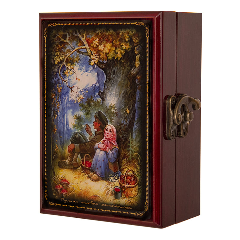 Фото - Деревянная шкатулка для украшений "Грибники" 13 х 9 см