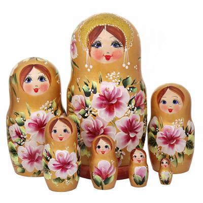 Фото - Матрешка подарочная золотая Клава 7 мест 20 см