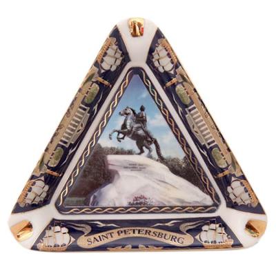 Фото - Пепельница фарфор Медный всадник Санкт-Петербург 13 х 13 см