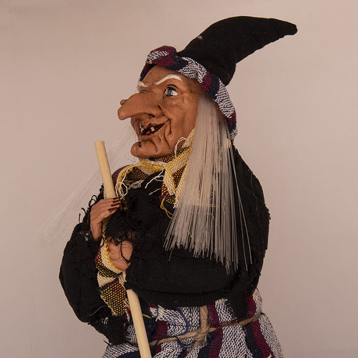 Фото - Большая интерактивная Баба Яга с помелом смеется 48 см