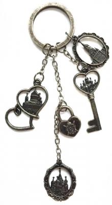 Фото - Брелок для ключей гроздь Москва с подвесками 13 см