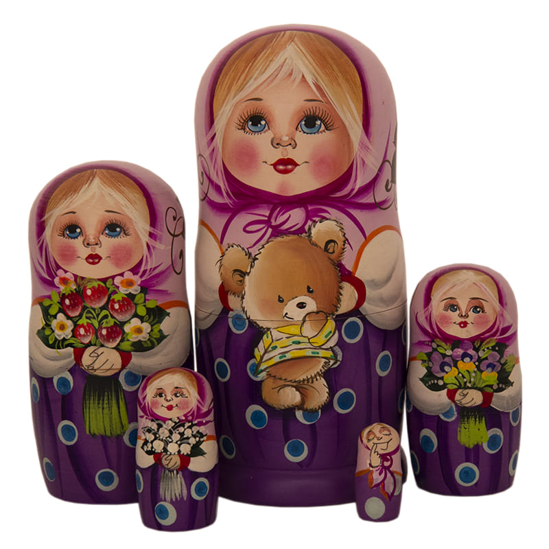 Фото - Матрешка авторская Девочка с игрушкой 16 см 5 мест