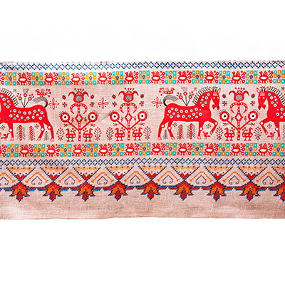 Фото - Скатерть красные лошадки 150 х 130 см