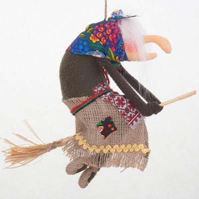 Баба яга на помеле